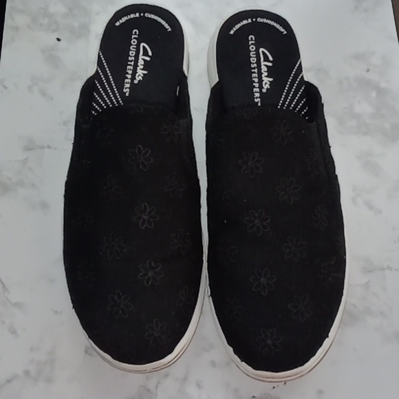 Shoes - Cute open toe 😁😻